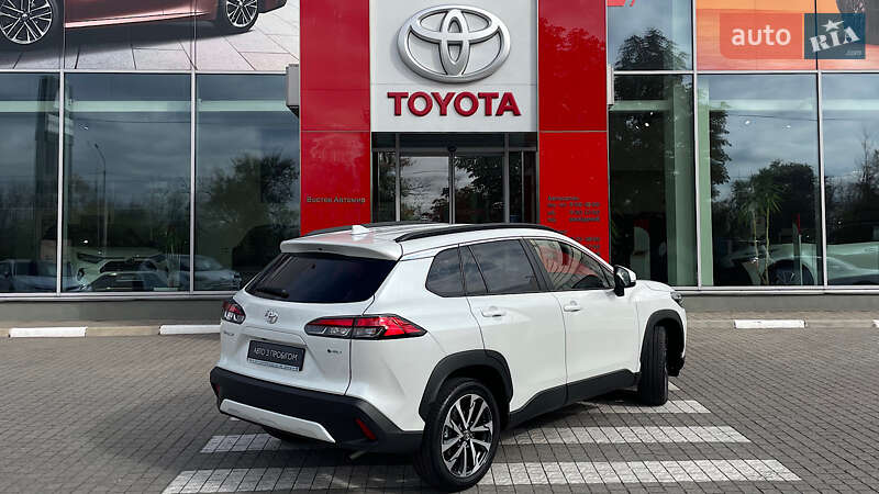 Позашляховик / Кросовер Toyota Corolla Cross 2024 в Запоріжжі