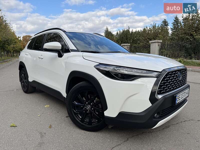 Позашляховик / Кросовер Toyota Corolla Cross 2022 в Умані фото 4 Позашляховик / Кросовер Toyota Corolla Cross 2022 в Умані