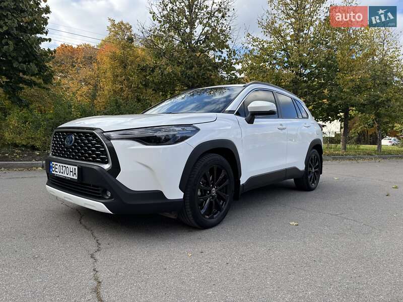 Позашляховик / Кросовер Toyota Corolla Cross 2022 в Умані фото 20 Позашляховик / Кросовер Toyota Corolla Cross 2022 в Умані
