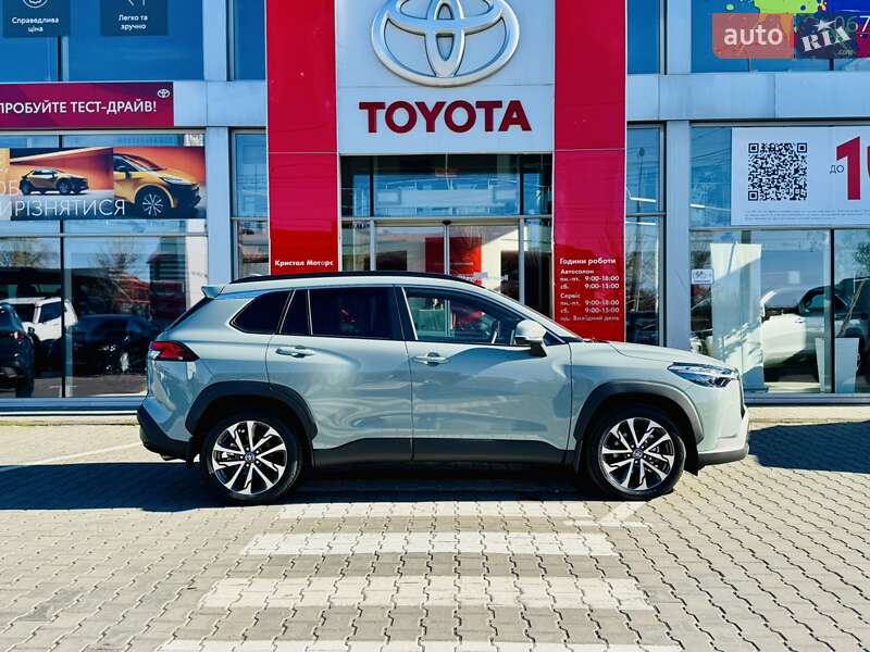 Позашляховик / Кросовер Toyota Corolla Cross 2023 в Тернополі