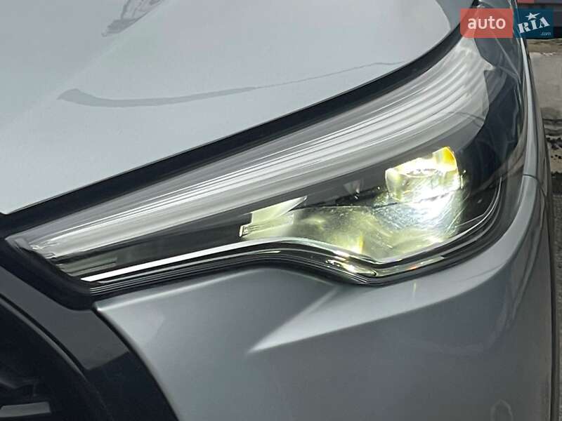 Внедорожник / Кроссовер Toyota Corolla Cross 2022 в Киеве