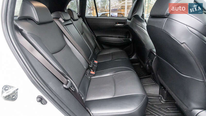 Позашляховик / Кросовер Toyota Corolla Cross 2023 в Дніпрі