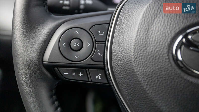 Позашляховик / Кросовер Toyota Corolla Cross 2023 в Дніпрі