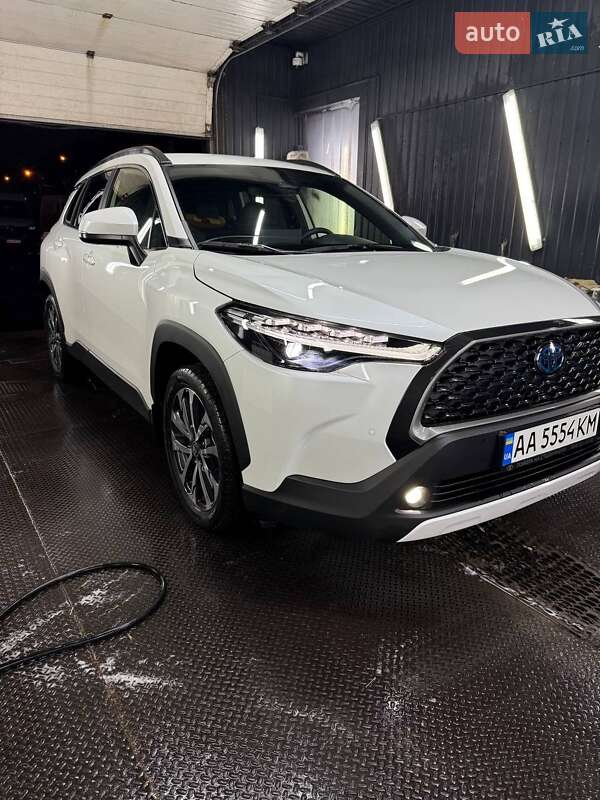 Позашляховик / Кросовер Toyota Corolla Cross 2023 в Києві