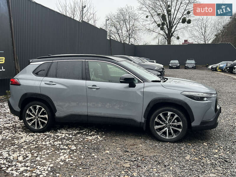 Позашляховик / Кросовер Toyota Corolla Cross 2024 в Вінниці