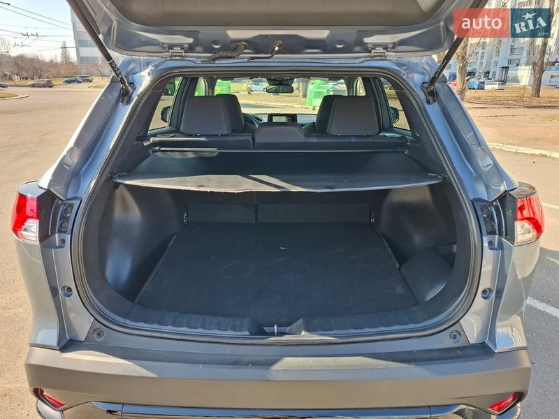 Универсал Toyota Corolla Cross 2024 в Киеве