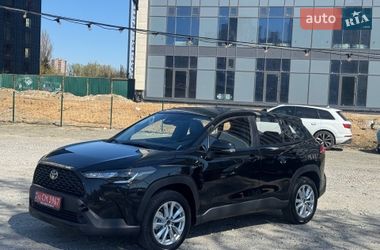 Внедорожник / Кроссовер Toyota Corolla Cross 2025 в Киеве