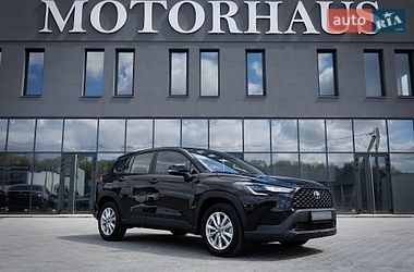 Внедорожник / Кроссовер Toyota Corolla Cross 2025 в Черновцах