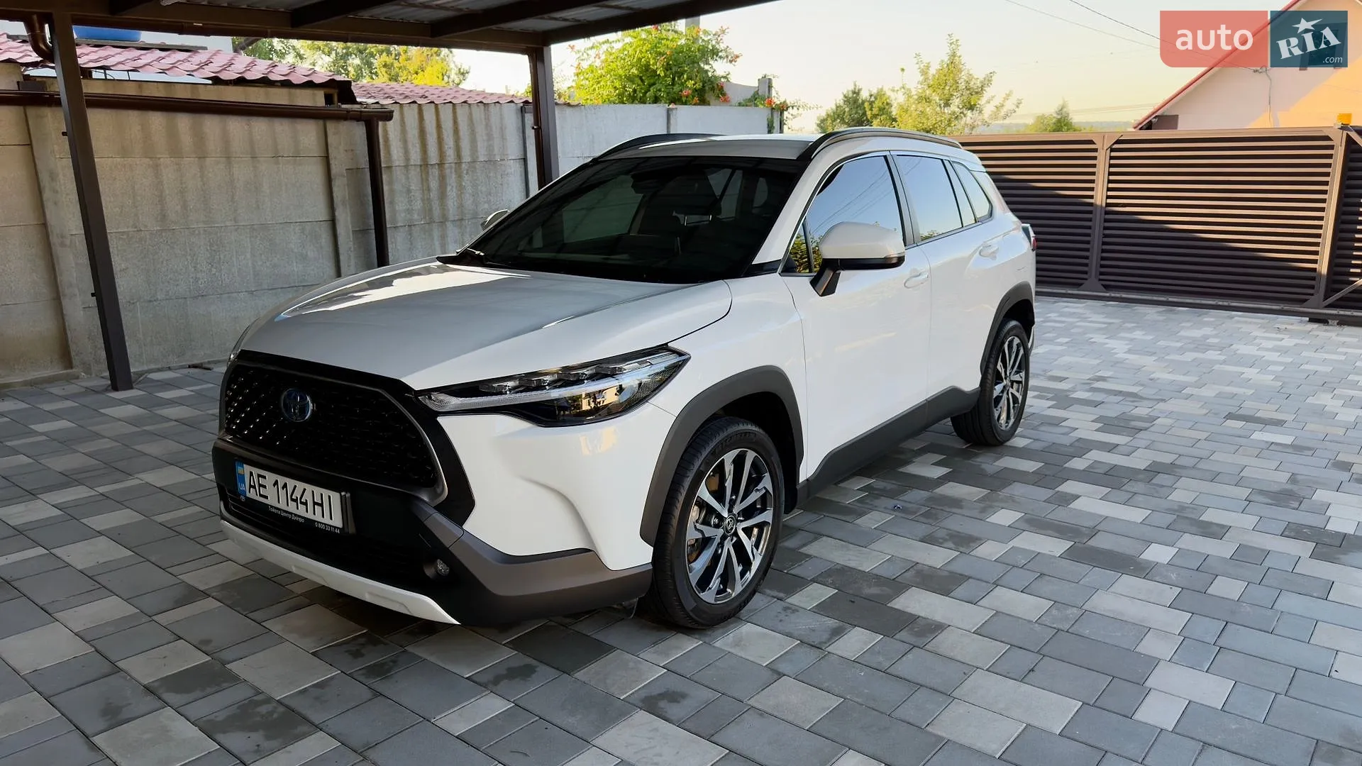 2023 Toyota Corolla Cross - фото 1