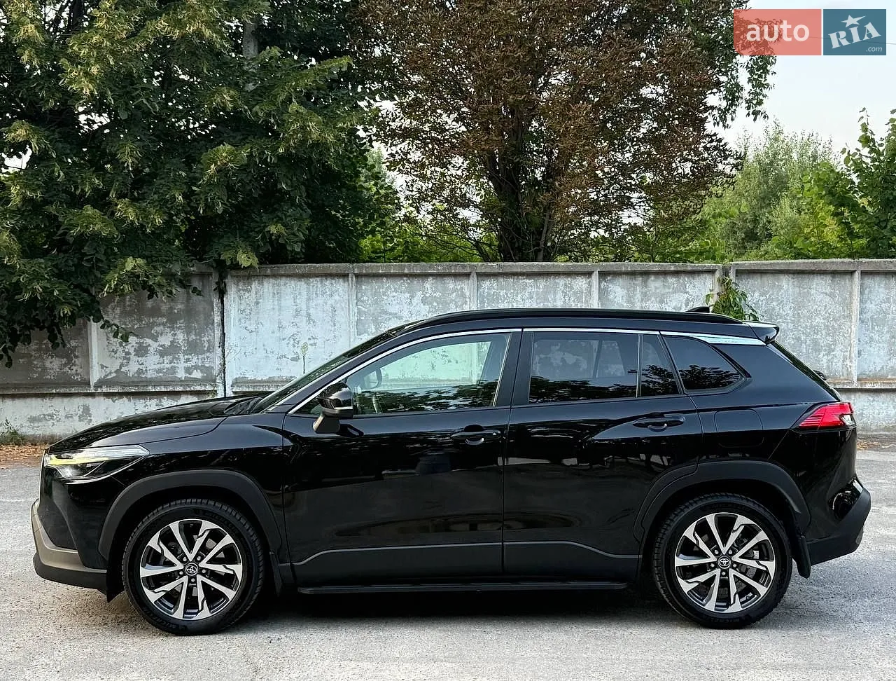 2022 Toyota Corolla Cross - мініатюра 16
