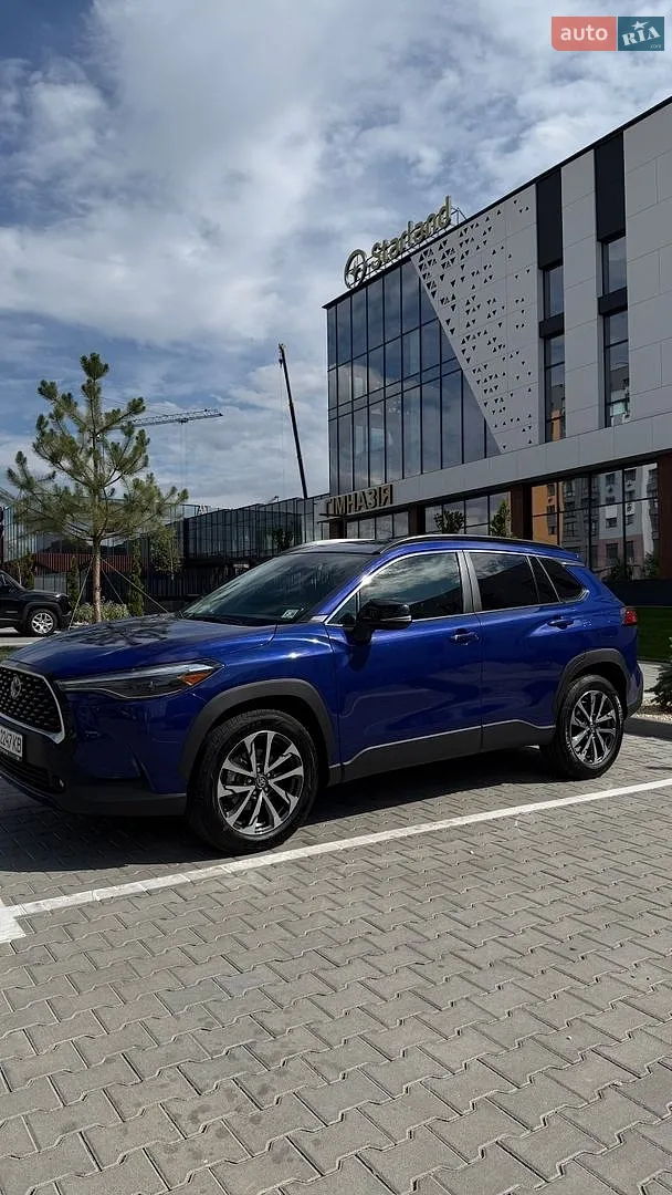2025 Toyota Corolla Cross - мініатюра 3