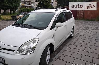 Мінівен Toyota Corolla Verso 2006 в 