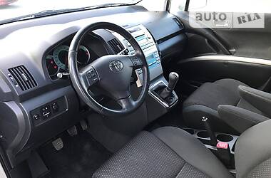 Універсал Toyota Corolla Verso 2008 в 