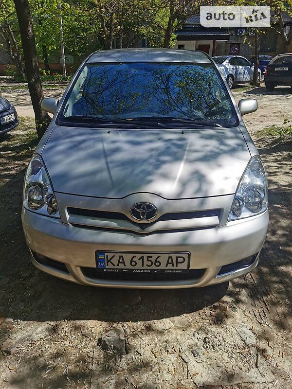 Минивэн Toyota Corolla Verso 2006 в Киеве