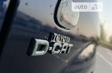 Минивэн Toyota Corolla Verso 2006 в 