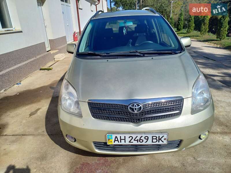 Минивэн Toyota Corolla Verso 2003 в Дружковке