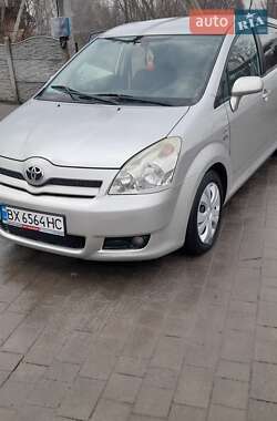 Мінівен Toyota Corolla Verso 2005 в 