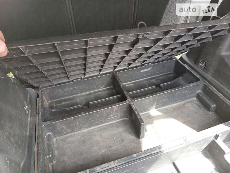 Мінівен Toyota Corolla Verso 2004 в Хоролі