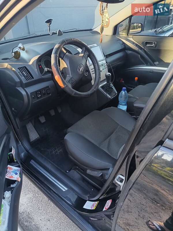 Мінівен Toyota Corolla Verso 2007 в 