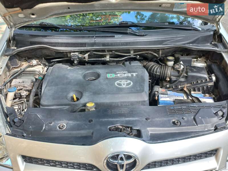 Мінівен Toyota Corolla Verso 2006 в Болграді