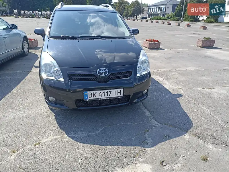 Toyota Corolla Verso 2008