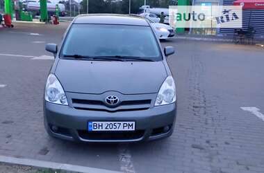 Минивэн Toyota Corolla Verso 2005 в Измаиле