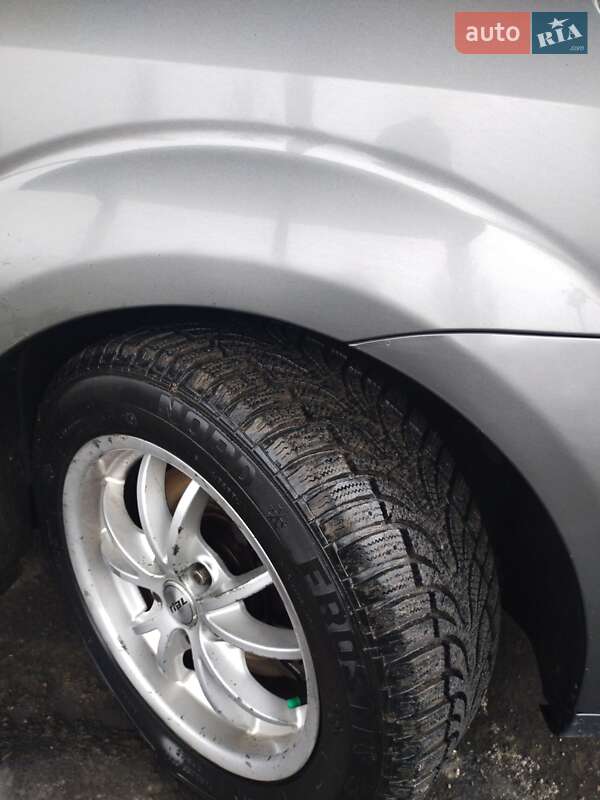 Мінівен Toyota Corolla Verso 2004 в Івано-Франківську