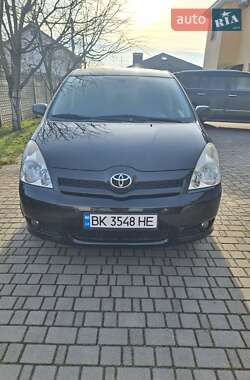 Минивэн Toyota Corolla Verso 2007 в Ровно