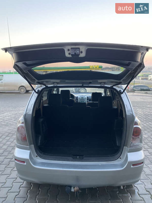 Мінівен Toyota Corolla Verso 2005 в Кам'янець-Подільському