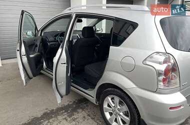 Мінівен Toyota Corolla Verso 2006 в 