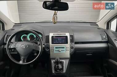 Мінівен Toyota Corolla Verso 2006 в 