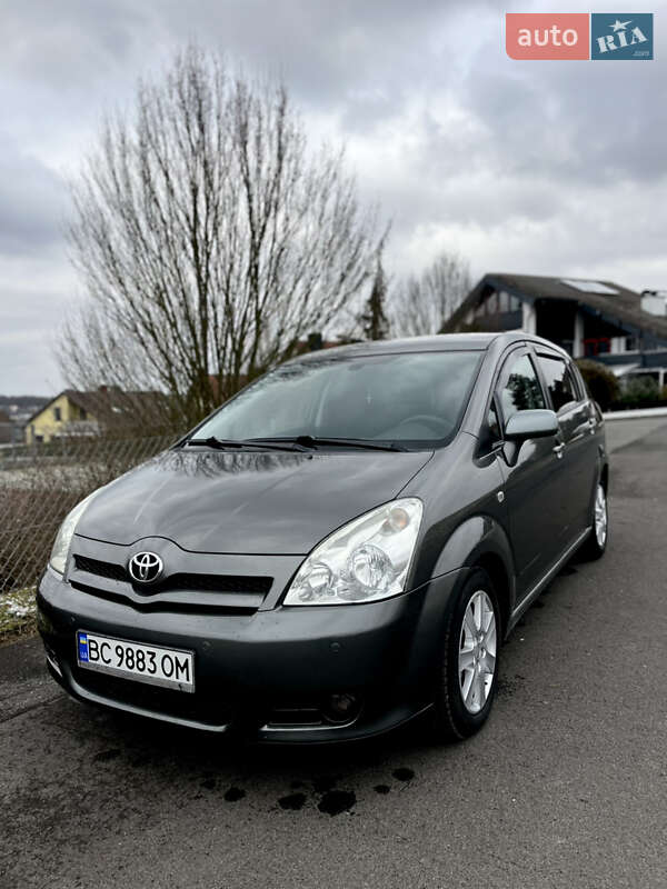 Toyota Corolla Verso 2006