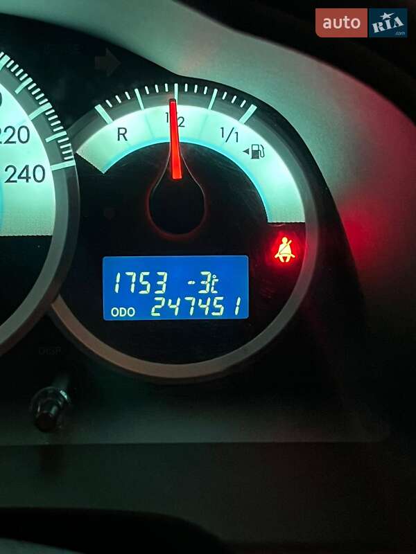 Минивэн Toyota Corolla Verso 2008 в Черновцах