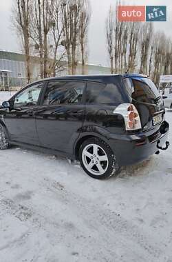 Мінівен Toyota Corolla Verso 2006 в 