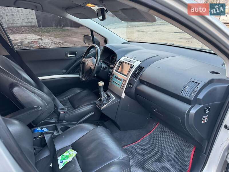 Мінівен Toyota Corolla Verso 2007 в Калуші