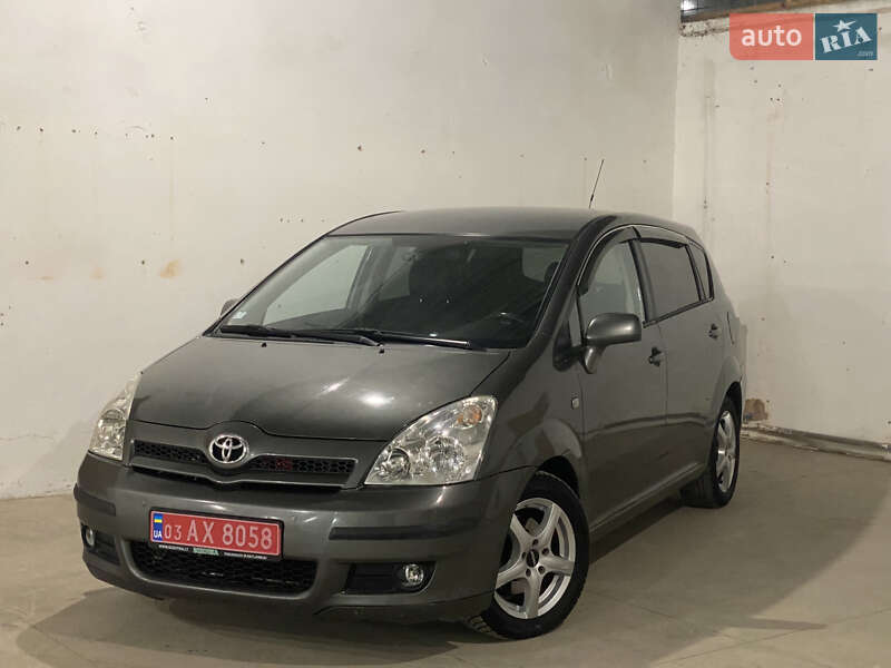 Мінівен Toyota Corolla Verso 2008 в 