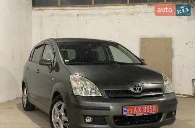 Мінівен Toyota Corolla Verso 2008 в 
