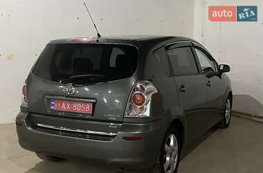 Мінівен Toyota Corolla Verso 2008 в 
