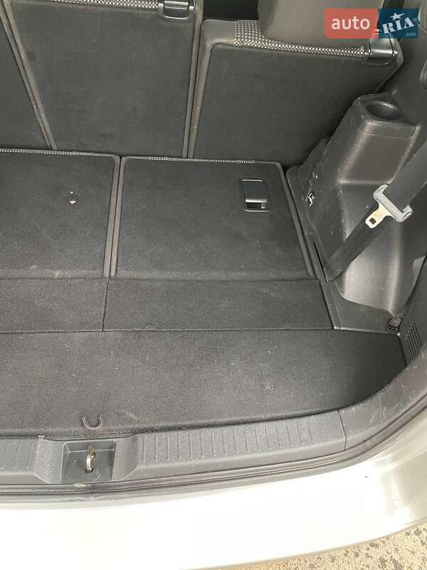 Минивэн Toyota Corolla Verso 2006 в Черновцах