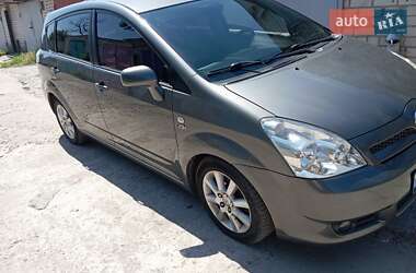 Минивэн Toyota Corolla Verso 2006 в Светловодске