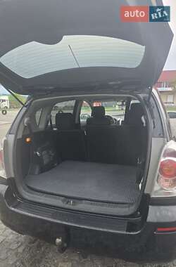Минивэн Toyota Corolla Verso 2007 в 