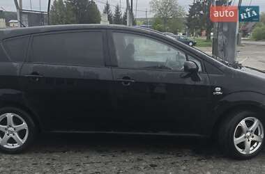 Минивэн Toyota Corolla Verso 2007 в 