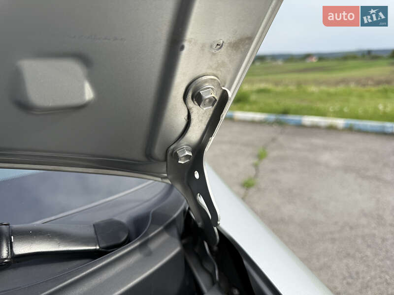 Мінівен Toyota Corolla Verso 2007 в Радивиліві фото 48 Мінівен Toyota Corolla Verso 2007 в Радивиліві