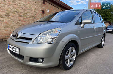 Минивэн Toyota Corolla Verso 2007 в 
