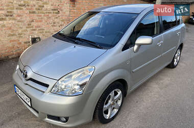 Минивэн Toyota Corolla Verso 2007 в 