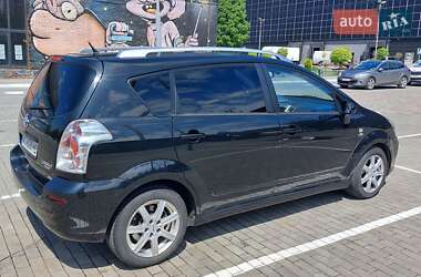 Минивэн Toyota Corolla Verso 2007 в 