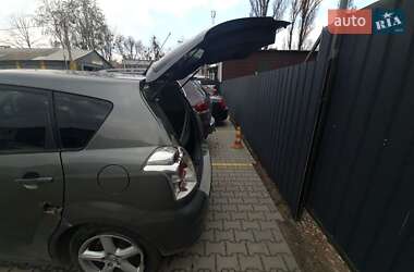 Мінівен Toyota Corolla Verso 2006 в 