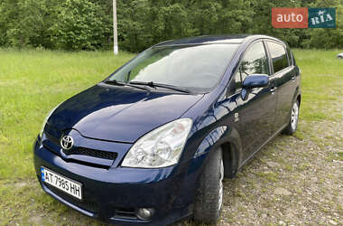 Мінівен Toyota Corolla Verso 2004 в Вижниці