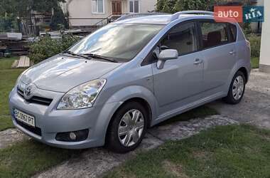 Минивэн Toyota Corolla Verso 2007 в 