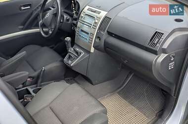 Минивэн Toyota Corolla Verso 2007 в 